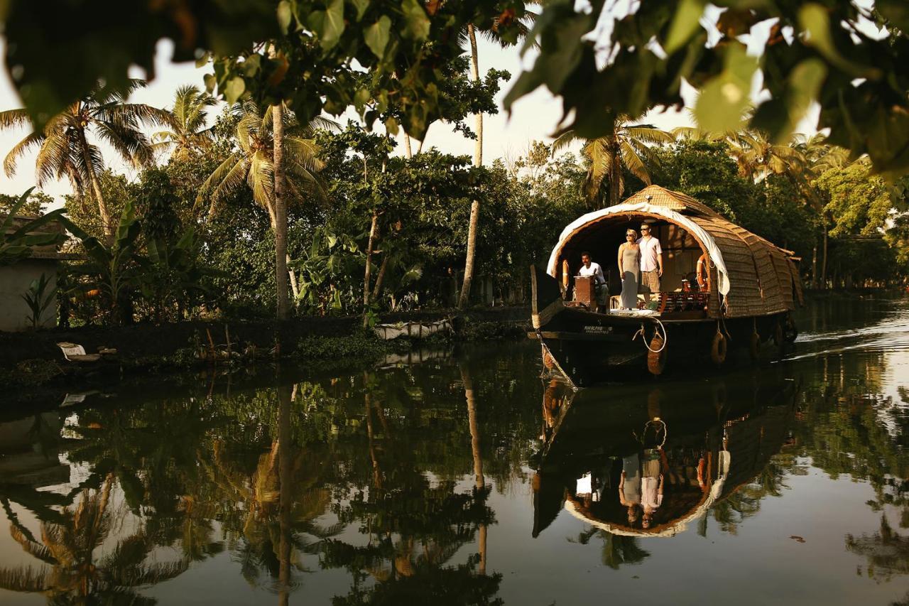 Spice Coast Cruises - Houseboat, A Cgh Earth Experience Hotell Alappuzha Exteriör bild